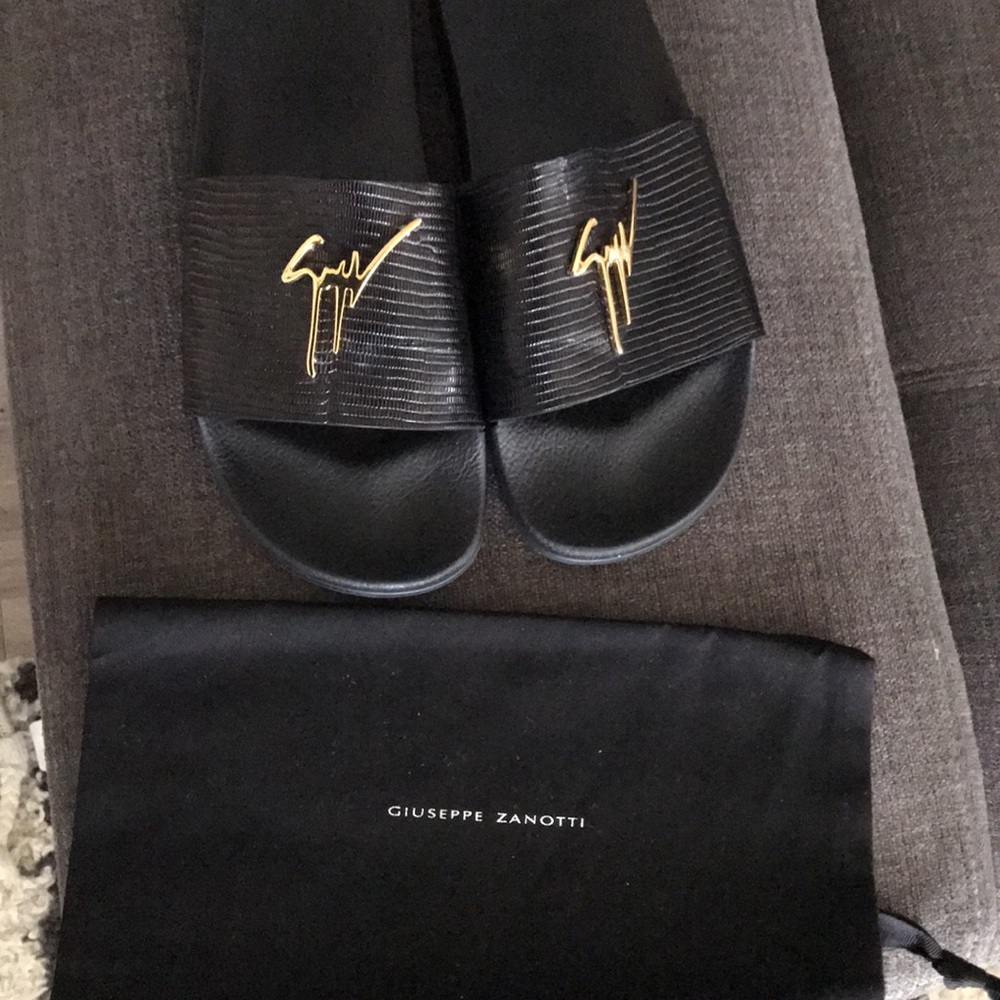 Giuseppe Zanotti Black Logo Slides - Picture 2 of 5